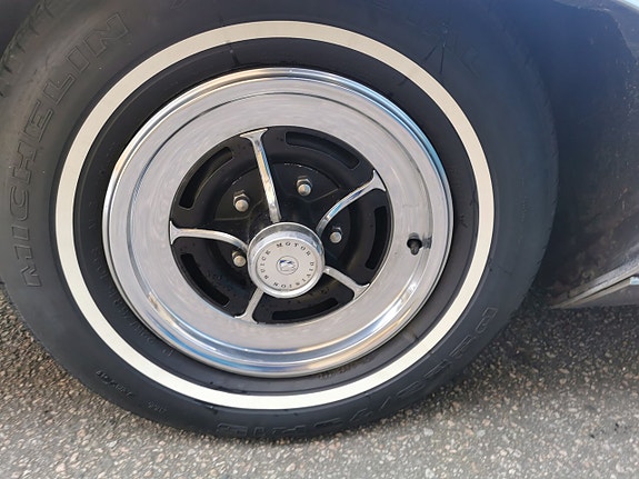 Buick Le Sabre 9 of 22