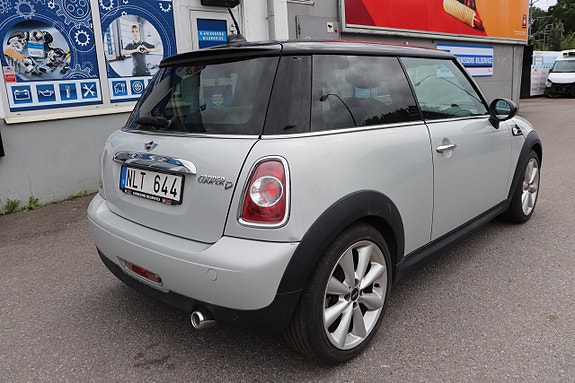MINI Cooper 3 of 5