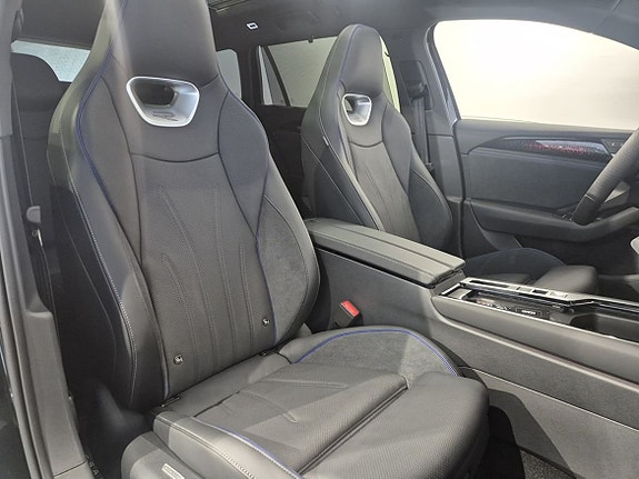 Volkswagen Passat 6 of 21