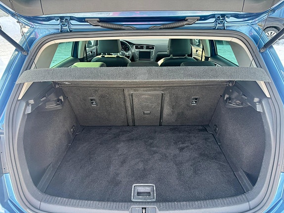 Volkswagen Golf VII 12 of 14