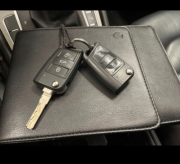 Volkswagen Golf VII 11 of 14