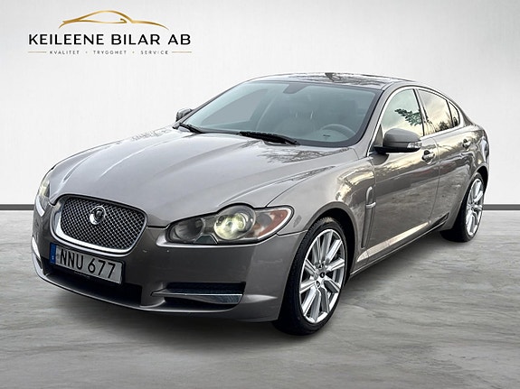 Jaguar XF 3 of 22