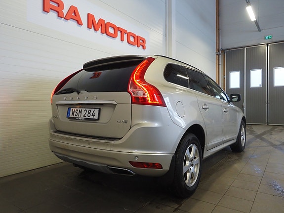 Volvo XC60 6 of 22
