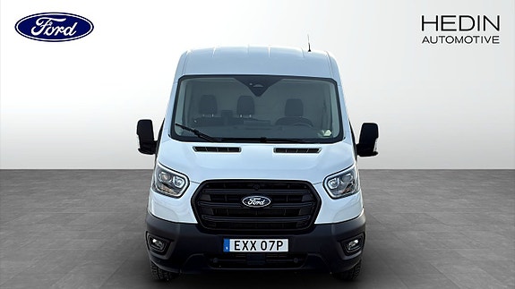 Ford Transit 8 of 9