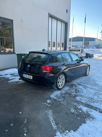 BMW 118d 7 of 10