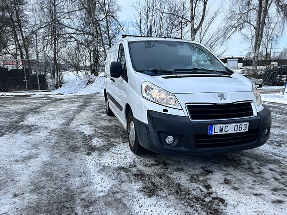 Peugeot Expert 2 of 10