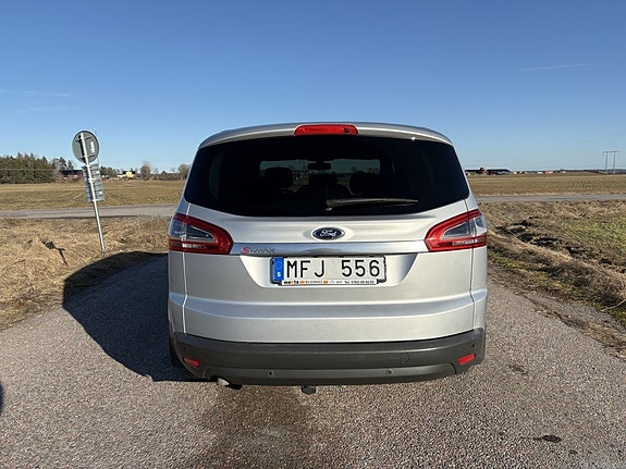 Ford S-MAX 5 of 5