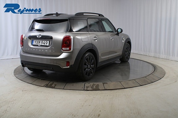 MINI Countryman Cooper SE 3 of 5