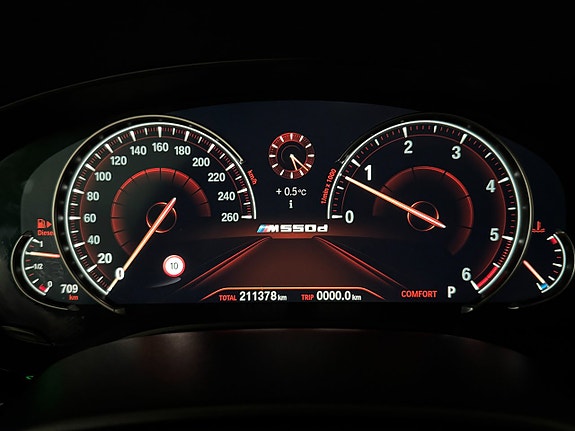 BMW M550d 12 of 25
