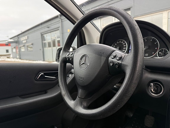 Mercedes-Benz A160 16 of 20