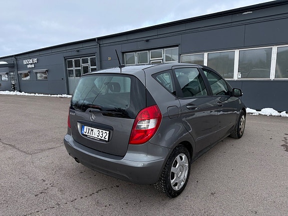 Mercedes-Benz A160 10 of 20