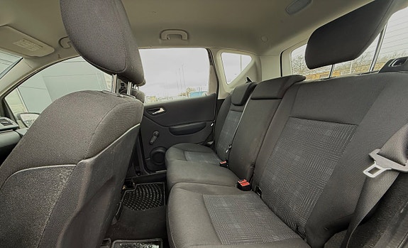 Mercedes-Benz A160 20 of 20