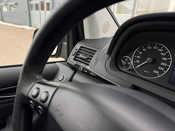 Mercedes-Benz A160 18 of 20