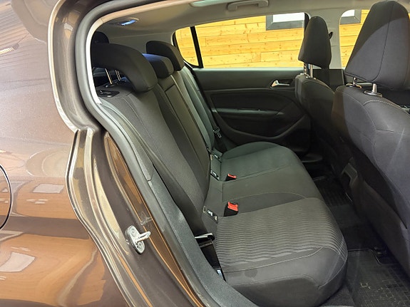 Peugeot 308 13 of 21