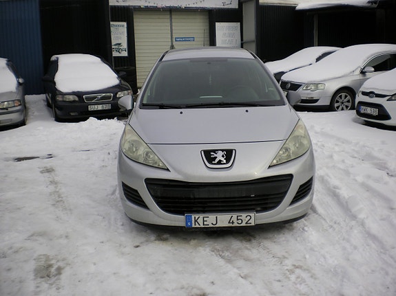 Peugeot 207 SW 3 of 5