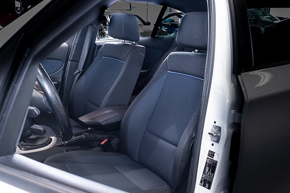 BMW 118d 14 of 24