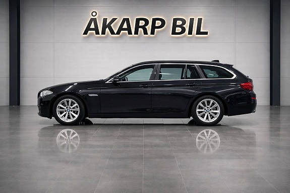 BMW 520d 2 of 5