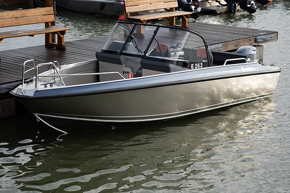 Buster X premium edition 2026 med Yamaha F70