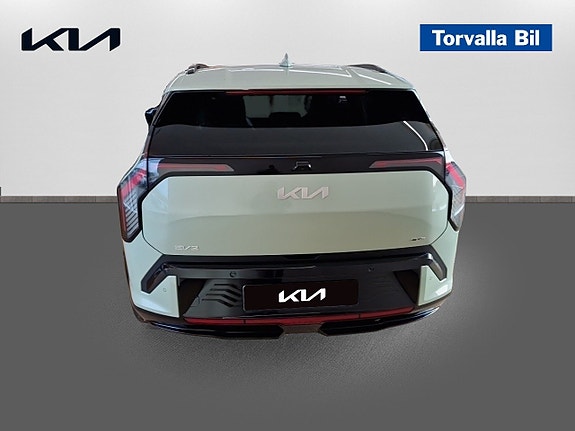 Kia EV3 5 of 12