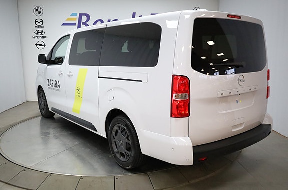 Opel Zafira 12 of 27