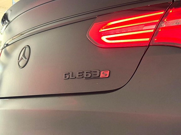 Mercedes-Benz GLE63 8 of 27