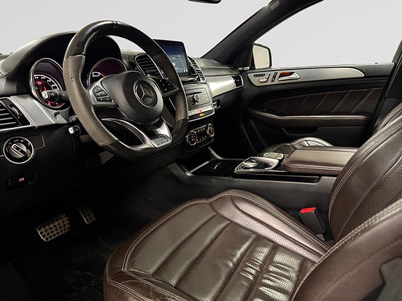 Mercedes-Benz GLE63 12 of 27