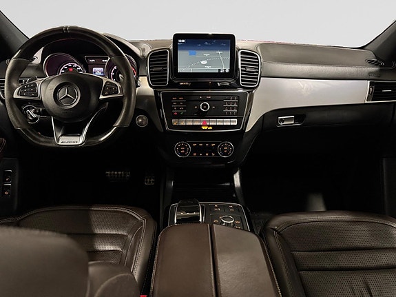 Mercedes-Benz GLE63 13 of 27