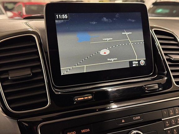 Mercedes-Benz GLE63 18 of 27