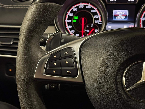 Mercedes-Benz GLE63 22 of 27