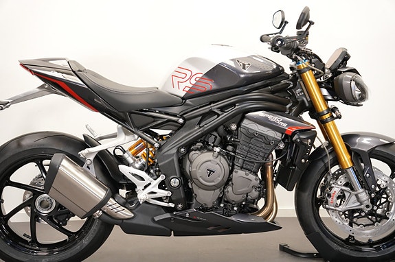 Triumph Speed Triple 1200 RS Modern Legend! 2732 / Mån 5 of 7