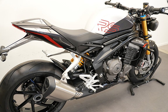 Triumph Speed Triple 1200 RS Modern Legend! 2732 / Mån 7 of 7