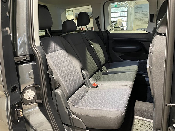 Volkswagen Caddy 13 of 18