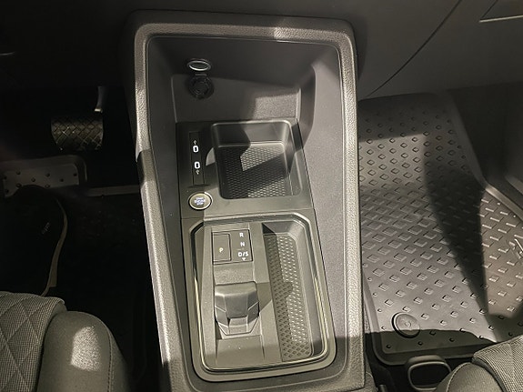 Volkswagen Caddy 8 of 18