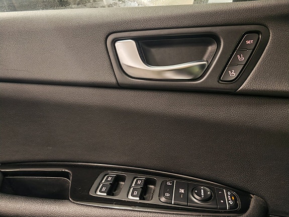 Kia Optima 7 of 18