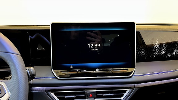 Volkswagen Tiguan 10 of 13