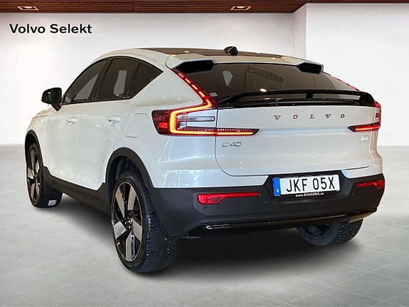 Volvo C40 2 of 15