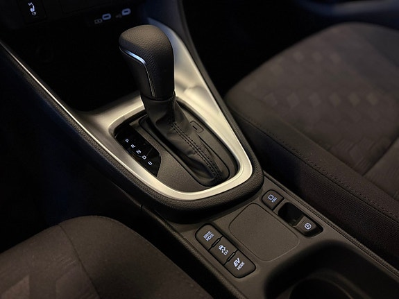 Mazda 2 13 of 19