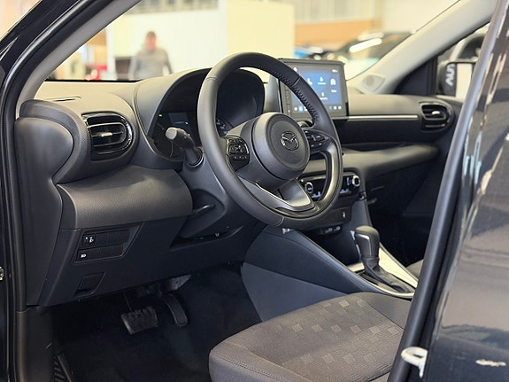 Mazda 2 7 of 19