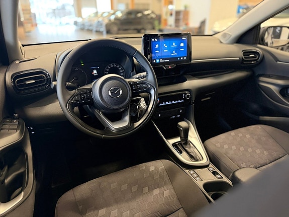 Mazda 2 11 of 19