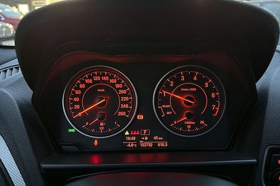 BMW 118i 15 of 27