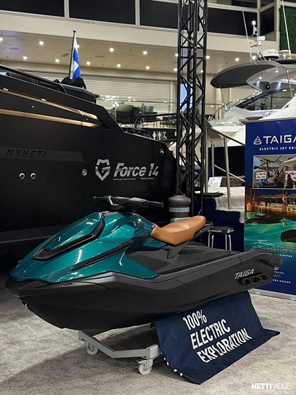 Taiga Orca Vattenskoter