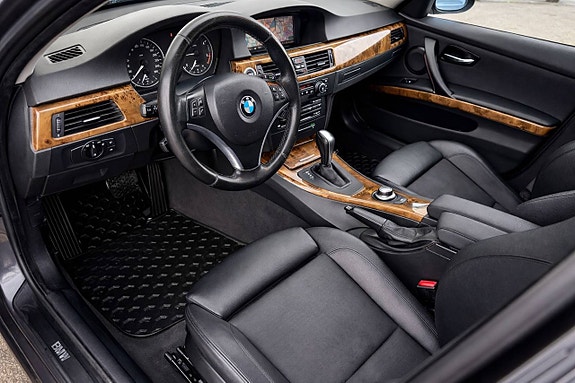 BMW 320 11 of 13