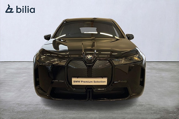 BMW iX 5 of 24
