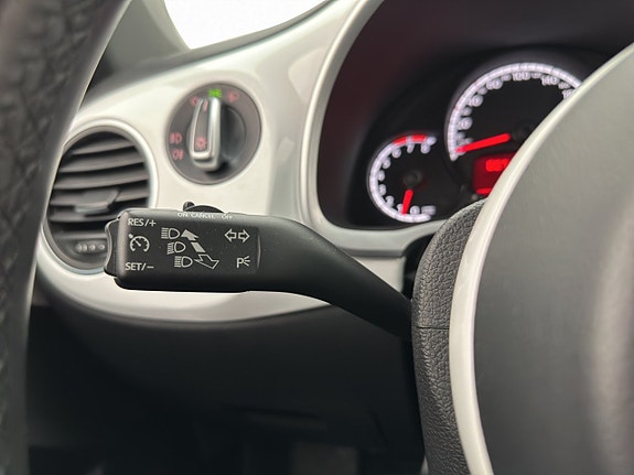 Volkswagen Beetle 16 of 19