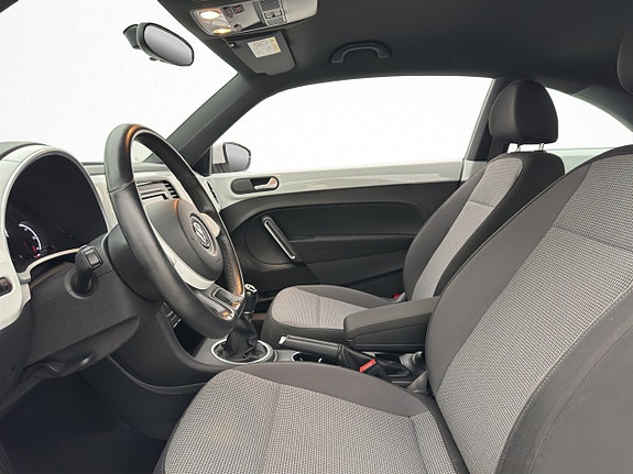 Volkswagen Beetle 8 of 19