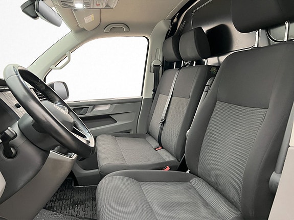Volkswagen Transporter 16 of 30