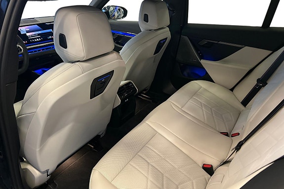BMW 530e 11 of 21
