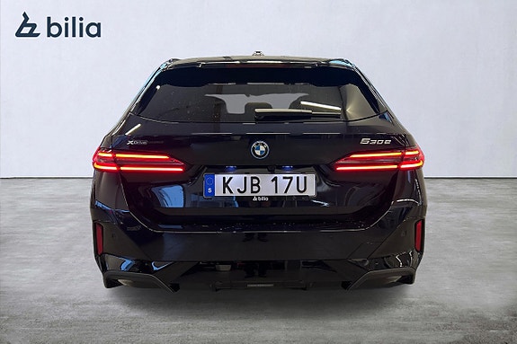 BMW 530e 4 of 21