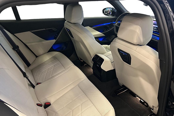 BMW 530e 7 of 21