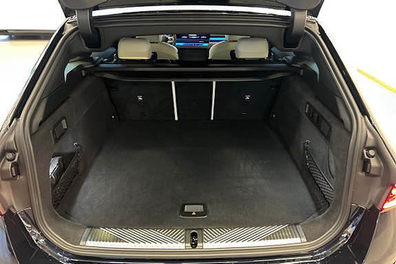 BMW 530e 10 of 21